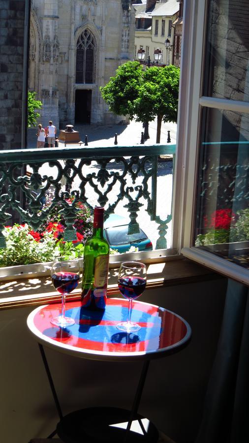 Appartement Le Notre Dame Honfleur Eksteriør billede